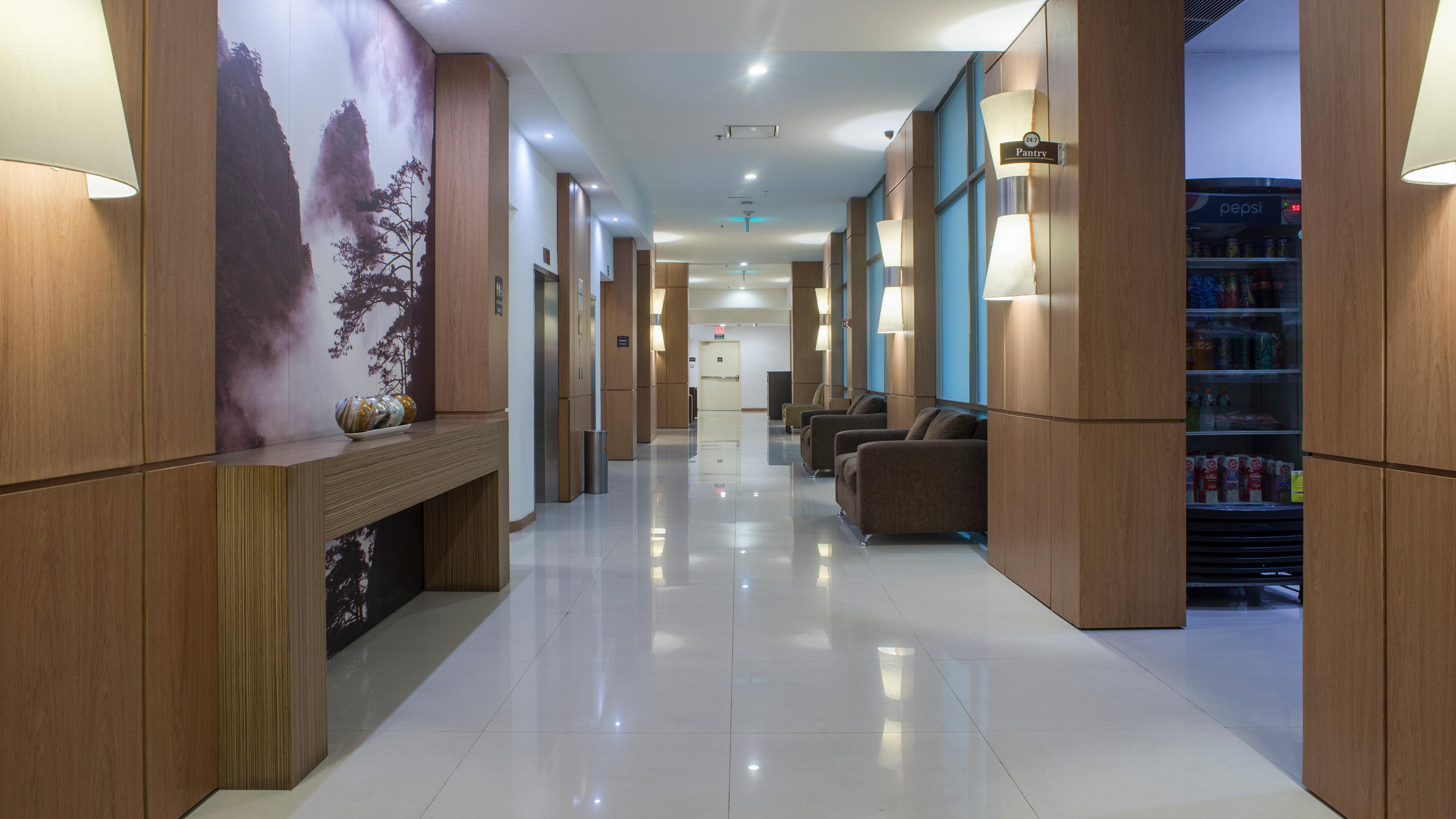 Staybridge Suites Guadalajara Expo By Ihg Zapopan Exterior photo